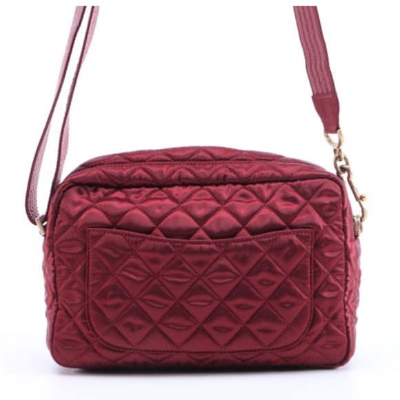 SOLD - Chanel Paris - Hamburg Satin Camera Bag - Picture 4 of 8